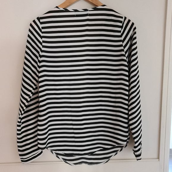 Black White Striped Top Shirt Blouse Longsleeve - Picture 2 of 4